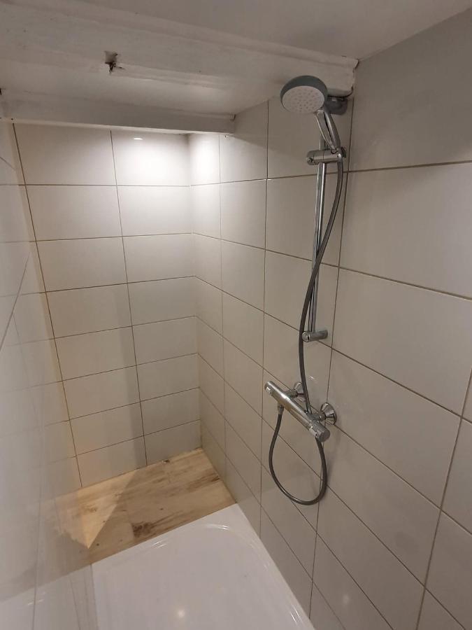 Logement Chaleureux Avec Parking Gratuit Oyre Exterior foto